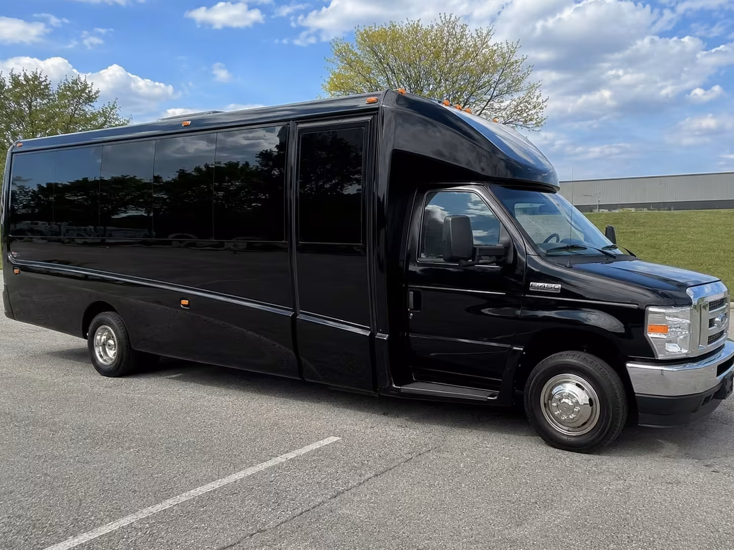 gastonia minibus rentals for local concert venues